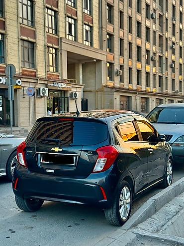 byd e2 2024: Chevrolet Spark: 2016 г., 1 л, Автомат, Бензин, Хэтчбэк — 2
