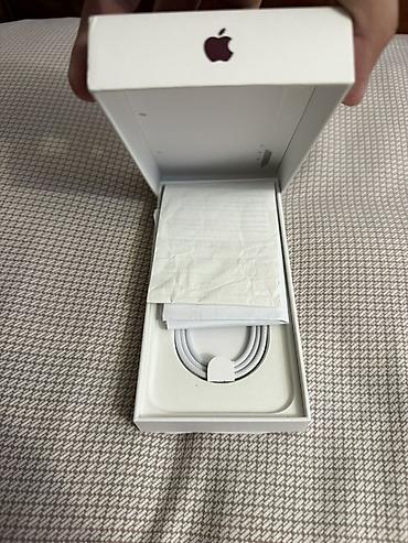 iphone 14 pro maxs: IPhone 18 Pro Max, 256 GB, Bordo, Simsiz şarj — 3