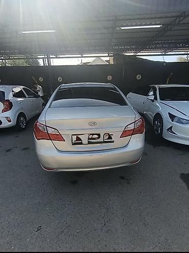 2017: Hyundai Elantra: 2017 г., Газ, Седан — 3