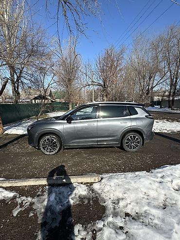 Weltmeister: Weltmeister W6, 2022 г., 60000 км, Передний, В наличии — 3