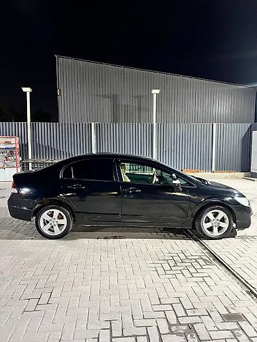 civik: Honda Civic: 2008 г., 1.8 л, Автомат, Бензин, Седан — 4