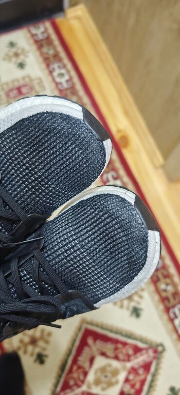 Krasofkalar və idman ayaqqabıları: Orginal Adidas Boost. Avropadan almışam bilən bilir nə olan -da lalafo.az — 7 Krasofkalar və idman ayaqqabıları: Orginal Adidas Boost. Avropadan almışam bilən bilir nə olan — 7