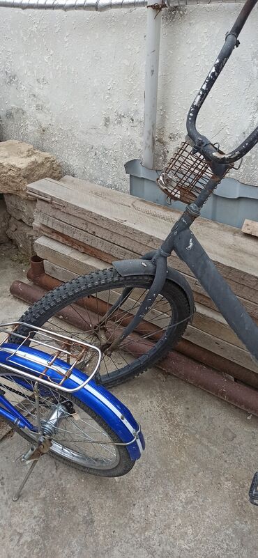 Şəhər velosipedləri: İşlənmiş Şəhər velosipedi Desna, 24", Ünvandan götürmə -da lalafo.az — 3 Şəhər velosipedləri: İşlənmiş Şəhər velosipedi Desna, 24", Ünvandan götürmə — 3