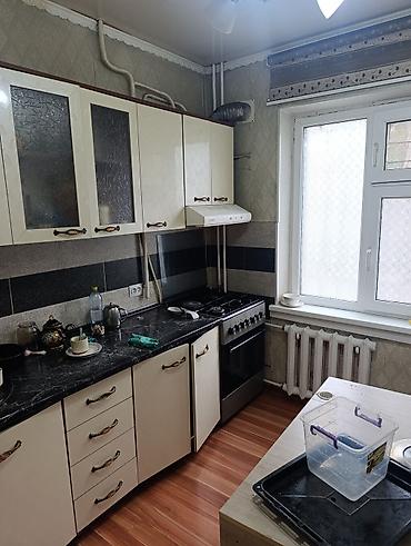 вагон донголок: 3 комнаты, 63 м², 105 серия, 1 этаж, Старый ремонт — 10