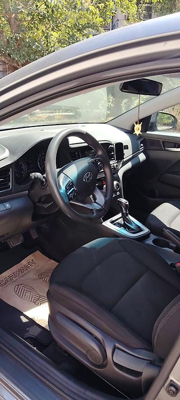 elantra difuzer: Hyundai Elantra: 2 l | 2019 il Sedan — 3
