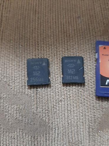 sd: Yaddaş kartları dəsti - 2 ədəd Sony M2 (Memory Stick Micro) kartı: - — 2