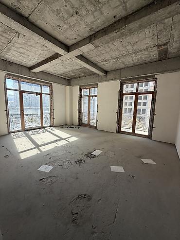 Продажа квартир: 4 комнаты, 153 м², Элитка, 3 этаж, ПСО (под самоотделку) at lalafo.kg — 3 Продажа квартир: 4 комнаты, 153 м², Элитка, 3 этаж, ПСО (под самоотделку) — 3