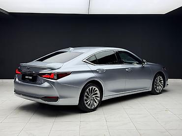 lexus cs: Lexus ES: 2023 г., 2.5 л, Вариатор, Гибрид — 7