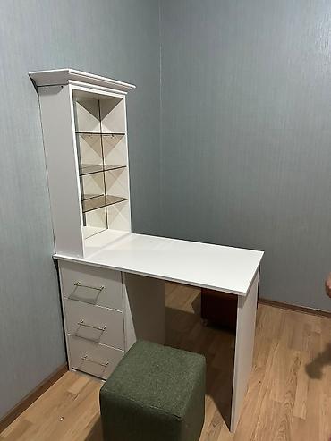 Yeni, Güzgülü, Azərbaycan