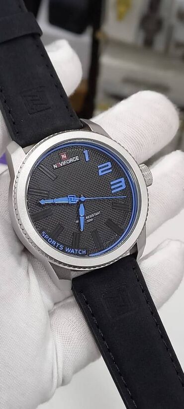 daniel klein: Новый, Наручные часы, цвет - Серебристый