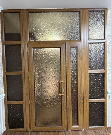 дверь на печку: Дверь с окнами, Пластик, Распашная, Б/у, 2100 *1250, Самовывоз