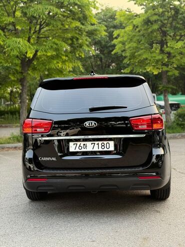 Kia: Kia Carnival: 2020 г., 2.2 л, Автомат, Дизель, Минивэн — 12