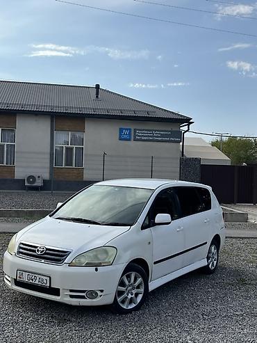 2 8: Toyota Ipsum: 2001 г., 2.4 л, Автомат, Бензин, Минивэн — 1