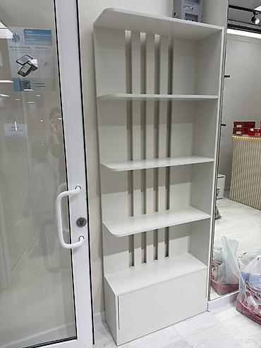 ресепшн стол: Продается РЕСЕПШН ОЧЕНЬ КАЧЕСТВЕННЫЙ МАТЕРИАЛ, в идеальном состоянии — 3