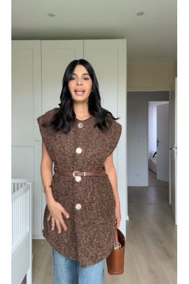 Prsluci: 🔥Ženska bezrukavna prsluk-tunika sa krupnim dugmadima
✅Cena 2300 din — 9