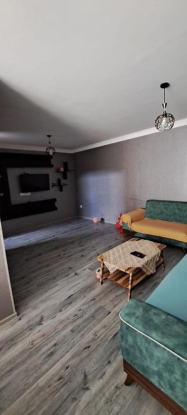 Həyət evləri və villalar: Satılır: həyət evi Qala qəsəbəsi, Xaşaxuna bağlarında, mərkəzi yoldan — 4