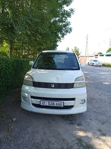 tayota runx: Toyota Voxy: 2003 г., 2 л, Автомат, Бензин, Минивэн