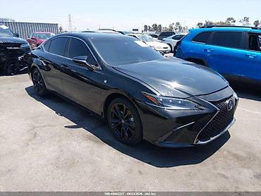 inter: Lexus ES: 2022 г., Автомат, Гибрид — 2
