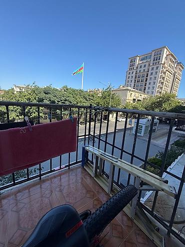 Mənzillər: 3 otaqlı mənzil – komfortlu planlama və geniş mənzərəli balkon - — 1