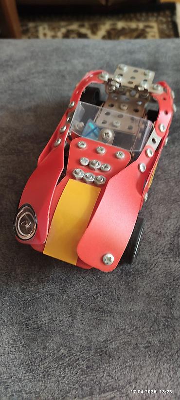 Avtomobil modelləri: Hot Wheels yigilmis konstruktor masin modeli. - Metal konstruktordan — 10
