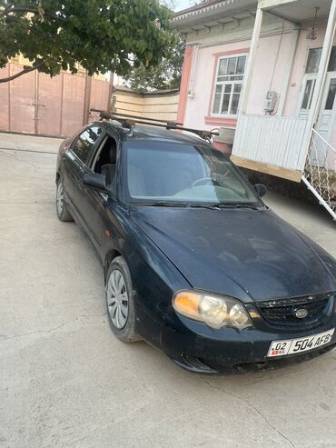 step wgn: Kia Shuma: 2002 г., 1.6 л, Механика, Газ, Седан