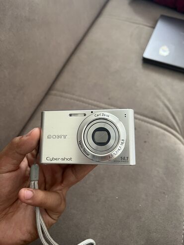 Фотоаппараты: Cybershot dsc-w320 digital 
НУЖНА ЗАРЯДКА ищу зарядку ‼️