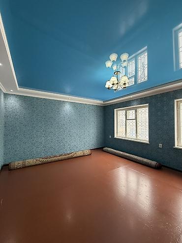 Продажа коттеджей и домов: 🏡 Продаётся дом в Новопавловке 📍 Адрес: ул. Школьная, 28 📐 Общая — 2