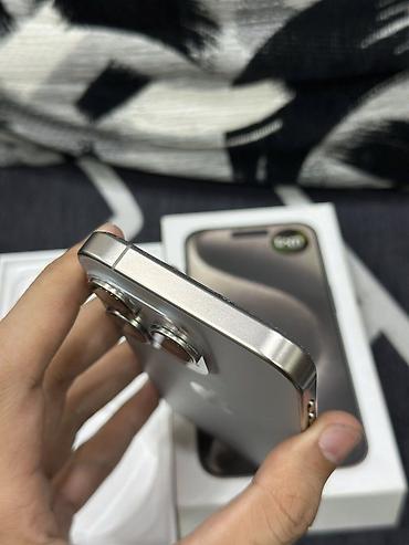i̇phone pro: IPhone 15 Pro, 256 GB, Natural Titanium, Simsiz şarj — 4