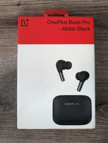 oneplus наушники: Oneplus buds pro. Оригинал. Работают только 2 часа от зарядки! Без