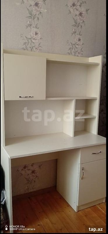 gül rəfi: Düz masa, Stulsuz, Polkalı, Siyirməli, Sadə laminat — 1
