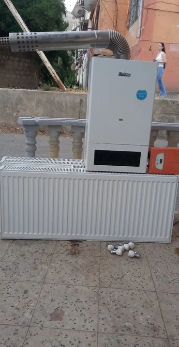 işlənmiş konbilər: 1 ədəd kombi 24 kv türrkiyə istesalı 3 ədəd radiyator 1.20 sm 1 ədəd