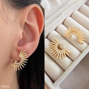 Bijuteriya dəstləri: Qızıl rəngli bijuteriya dəstləri 1) Qırmızı daşlı “marquise” forması — 14