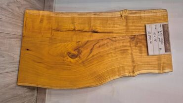 Stolovi: U ponudi imamo unikatne komade obrađen ploča od drveta: Hrast/Orah/Dud — 10