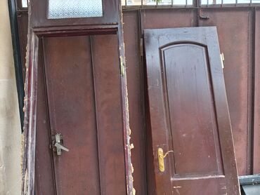 qapllar taxda: İşlənmiş Otaq qapısı Zəmanətsiz, Pulsuz quraşdırma, Ünvandan götürmə