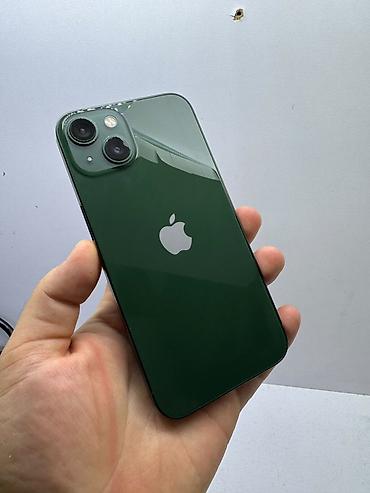 iphone 13 plus: IPhone (зелёный) - Корпус: плоские грани, глянцевая стеклянная задняя — 1