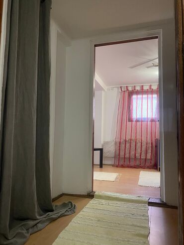 Dugoročni najam stanova: 3 sobe — 12