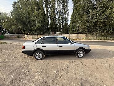 8: Volkswagen Passat: 1990 г., 1.8 л, Механика, Бензин, Седан — 8