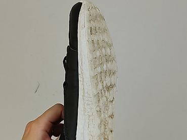 klapki foam runner: Sneakersy damskie, rozmiar 36 — 5