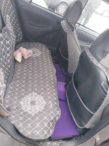 Toyota: Toyota Vitz: 2002 г., 1.3 л, Автомат, Бензин, Хэтчбэк — 8