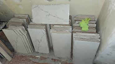 Kafel və bitirmə daşları: 1 ədədi1m 26kv var.Unvan 28 maydadir — 4