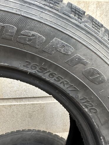 белаз шина: Шины 265 / 65 / R 17, Зима, Б/у, Комплект, Корея, Hankook