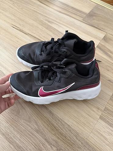 a klasa patika: Nike patike za trčanje/trening - Boja: crna osnova sa — 1