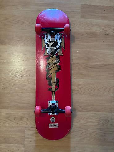 penny board: 1 dəfə sürülüb skateden başı çıxan təkərinə baxanda başa düşər — 2