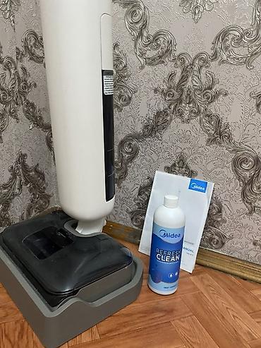 Вертикальный моющий пылесос Midea со станцией базовой очистки -