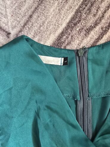 Вечерние платья: Сезон корпоративных вечеринок начался в связи с этим распродают свои — 2