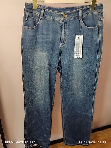 Джинсы: Женские джинсы из плотного денима, несколько вариантов кроя и — 13