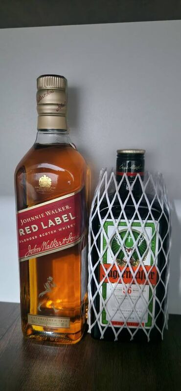 Digər içkilər: Red label 0.7 L - 40 azn Jagermeister 0.5 L - 35 azn Hər ikisi