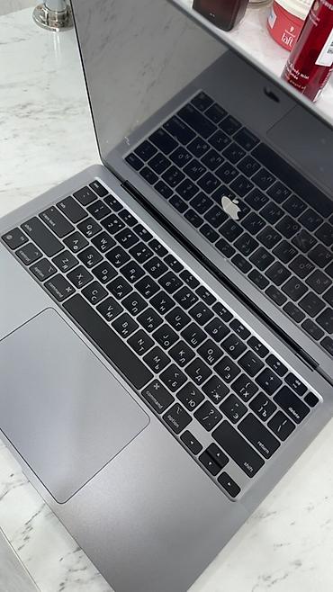 mak: Apple MacBook Air 13″ M1 3.2/8Gb/256GB( цвет Space Gray), компактный — 2