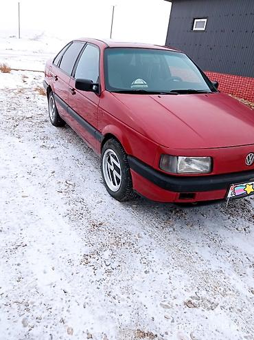 Volkswagen: Volkswagen Passat: 1988 г., 1.8 л, Механика, Бензин, Седан — 9