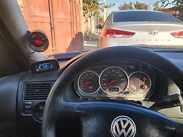 audi a3 2018: Volkswagen Golf: 2000 г., 1.5 л, Вариатор, Бензин, Хэтчбэк — 10